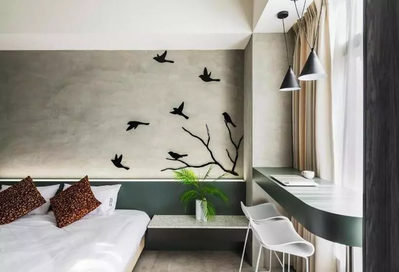 تختخواب و صبحانه Ren House大仁哥文旅