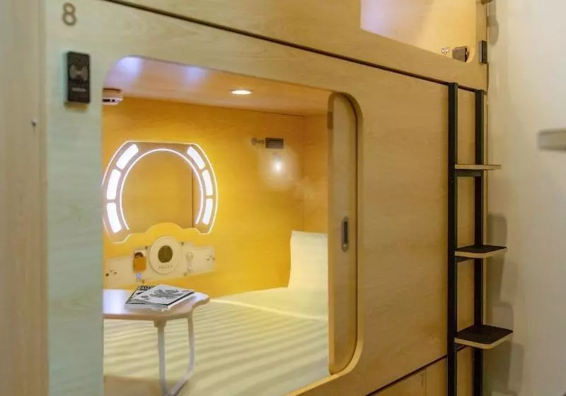 Hotelli Luma Casa Capsule