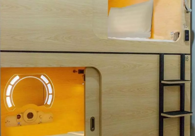 Hotelli Luma Casa Capsule