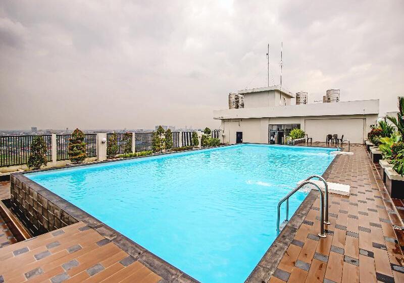 Отель Oyo 90245 Tridasa