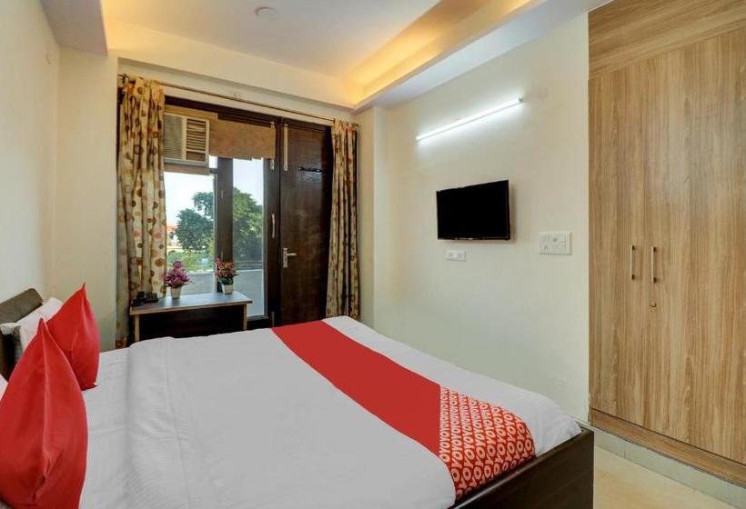 酒店 Oyo Nod1133 Noida Dreamz