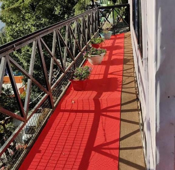 호텔 Snow View Huts