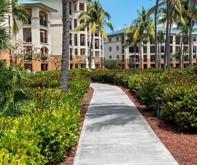 استراحتگاه Great Bay Condominiums At Ritzcarlton Club, St. Thomas