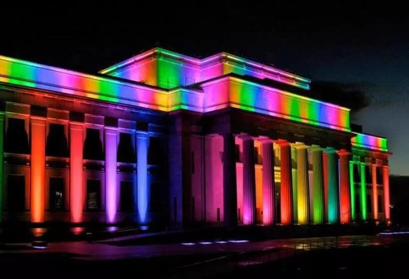 Общежитие Base Auckland