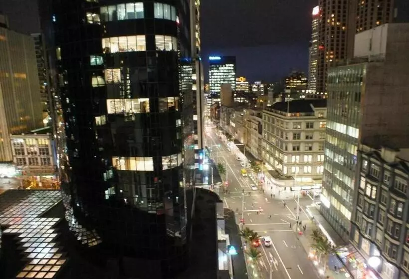 Общежитие Base Auckland