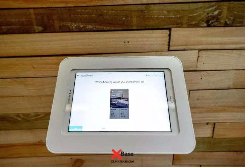 Общежитие Base Auckland