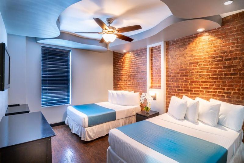 Broadway Hotel And Hostel