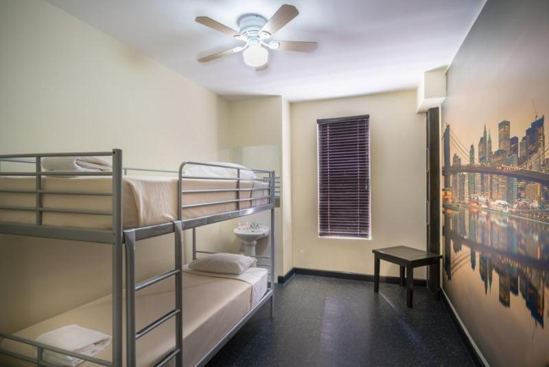 Broadway Hotel And Hostel