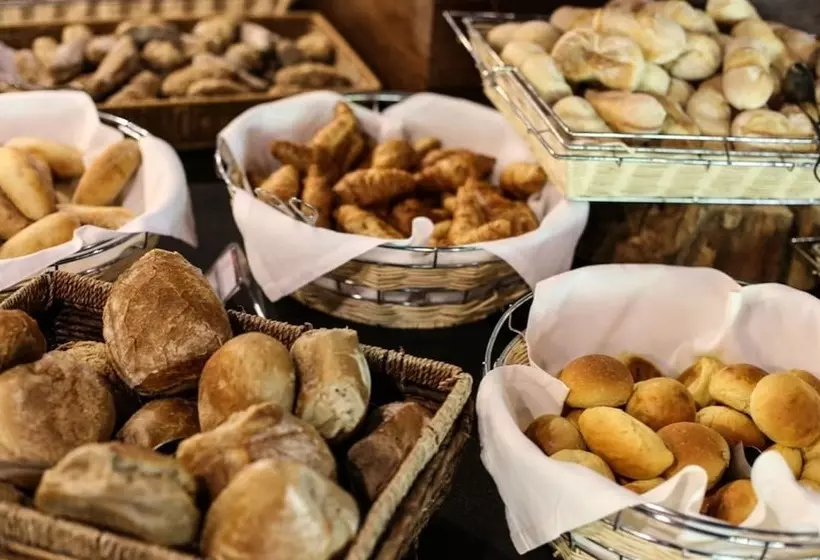 H2otel Congress & Medical Spa