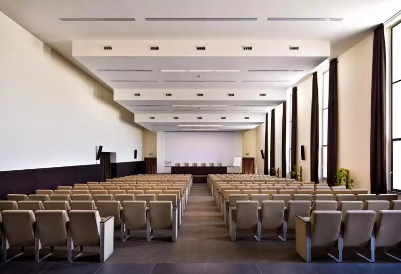 Th Assisi Hotel Cenacolo