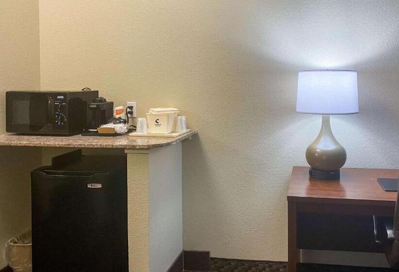 Отель Comfort Suites Jefferson City