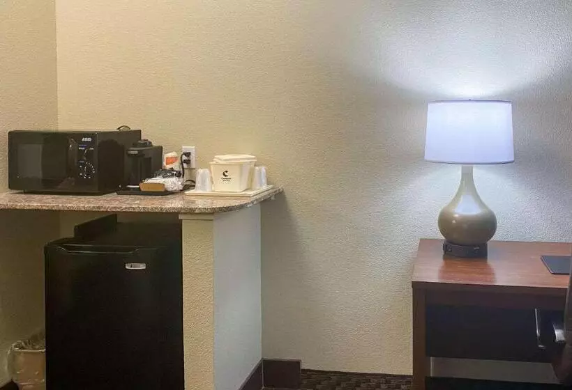 酒店 Comfort Suites Jefferson City