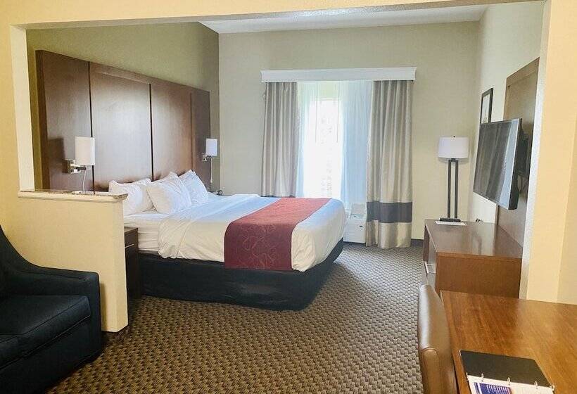 Отель Comfort Suites Jefferson City