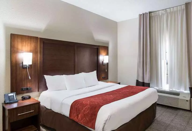 هتل Comfort Suites Monroe