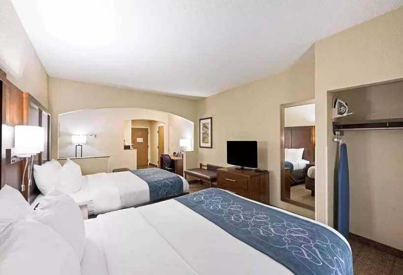 هتل Comfort Suites Monroe
