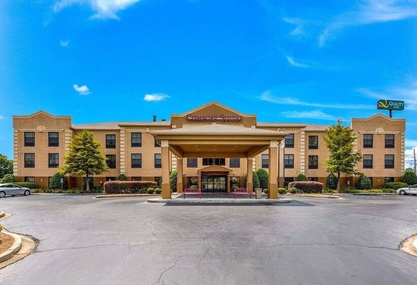 Отель Comfort Suites Monroe