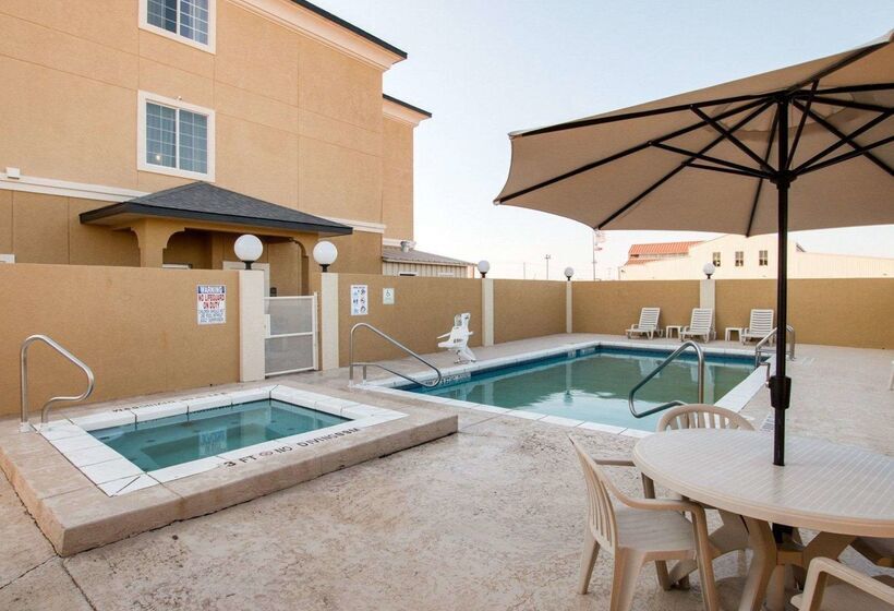 ホテル Comfort Suites San Angelo Near University