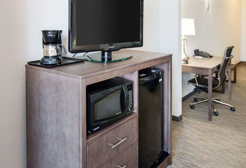 ホテル Comfort Suites San Angelo Near University