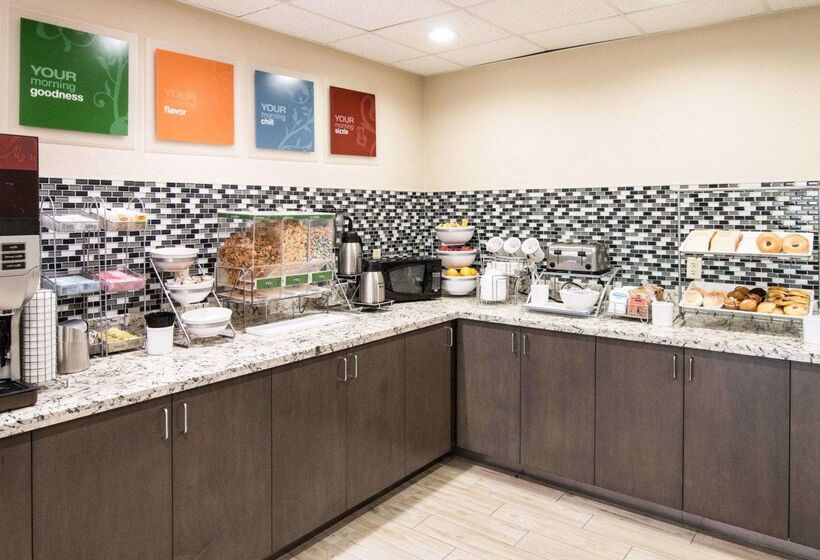 ホテル Comfort Suites San Angelo Near University