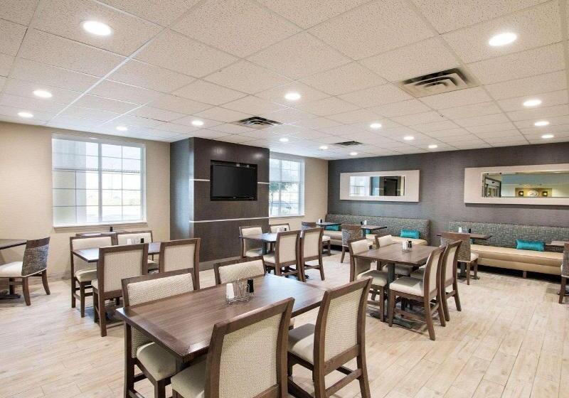 ホテル Comfort Suites San Angelo Near University