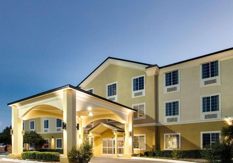 ホテル Comfort Suites San Angelo Near University