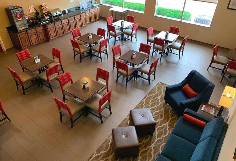 ホテル Comfort Suites Texas Ave