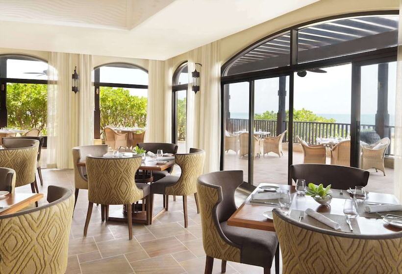 Hotel Anantara Desert Islands Resort & Spa