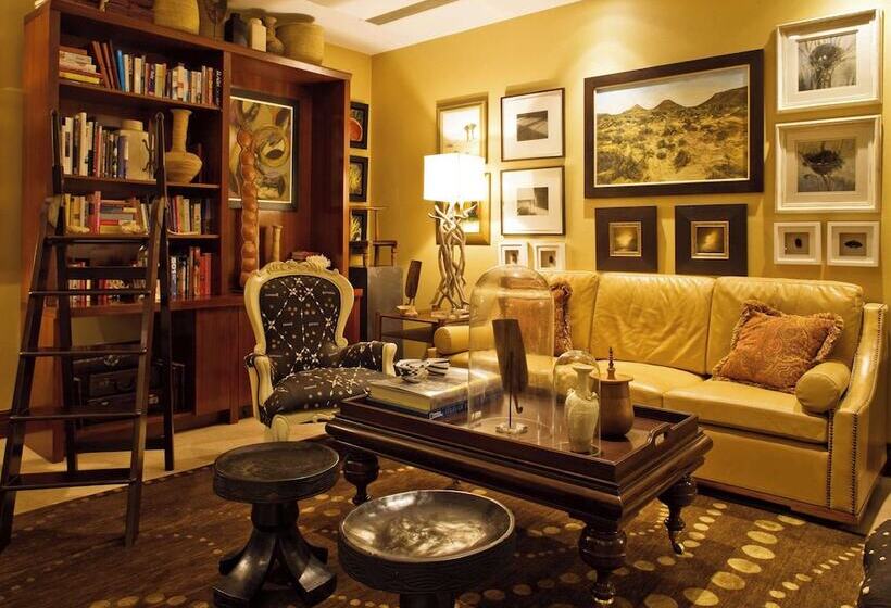 Hotel Anantara Desert Islands Resort & Spa