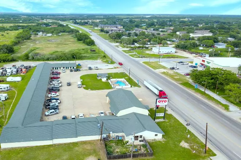 Oyo Hotel Three Rivers Tx Us 281