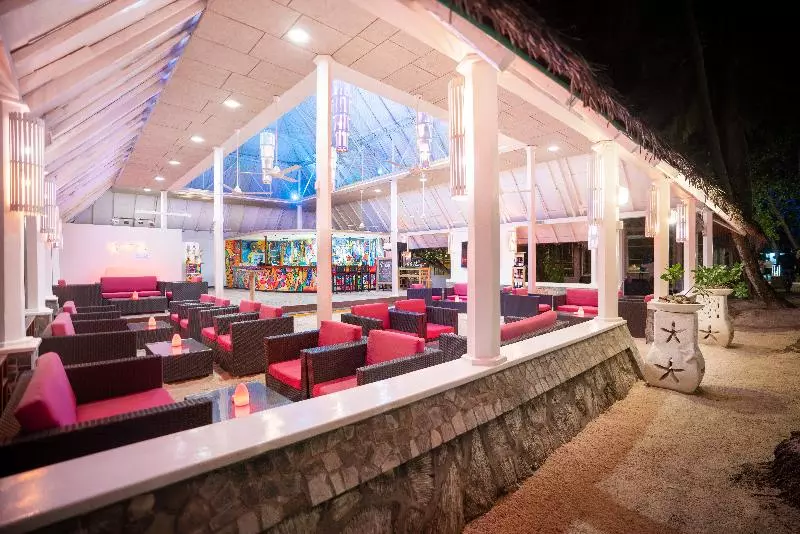 هتل Ellaidhoo Maldives By Cinnamon