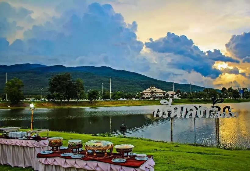 בית מלון כפרי Green Lake Resort   Sha Extra Plus Certified