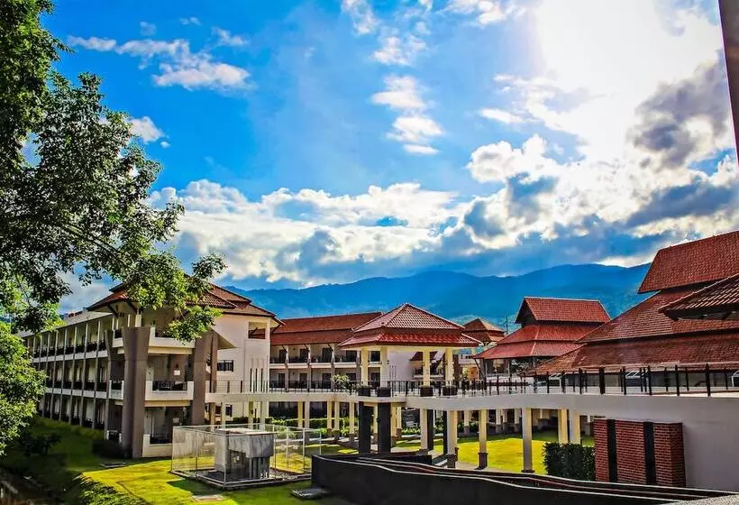 בית מלון כפרי Green Lake Resort   Sha Extra Plus Certified