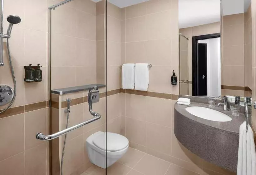 هتل Holiday Inn Express Dubai Safa Park, An Ihg