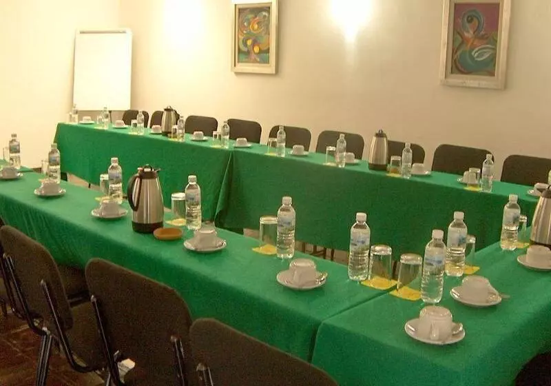 בית מלון כפרי Ilebal Cuernavaca Centro   Lugar Con Encanto!