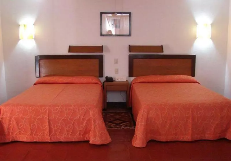 בית מלון כפרי Ilebal Cuernavaca Centro   Lugar Con Encanto!