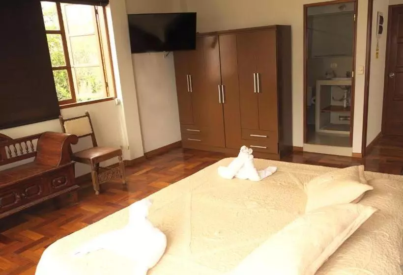 هتل Inkawasi Miraflores Hostel