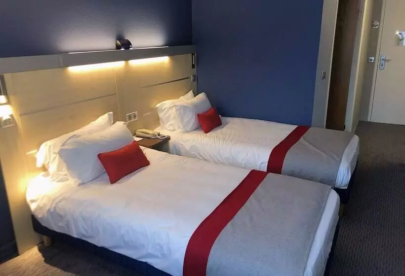 Отель Le Domaine Des Fontaines Hôtel & Petit Déjeuner