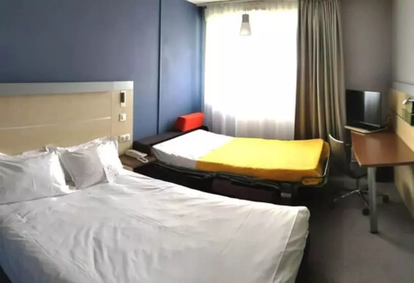 Отель Le Domaine Des Fontaines Hôtel & Petit Déjeuner