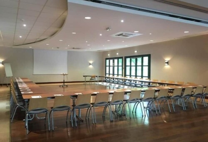 ホテル Le Domaine Des Fontaines   Hôtel & Petit Déjeuner