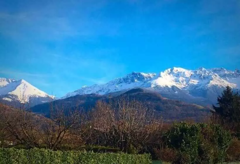 Отель Le Domaine Des Fontaines Hôtel & Petit Déjeuner