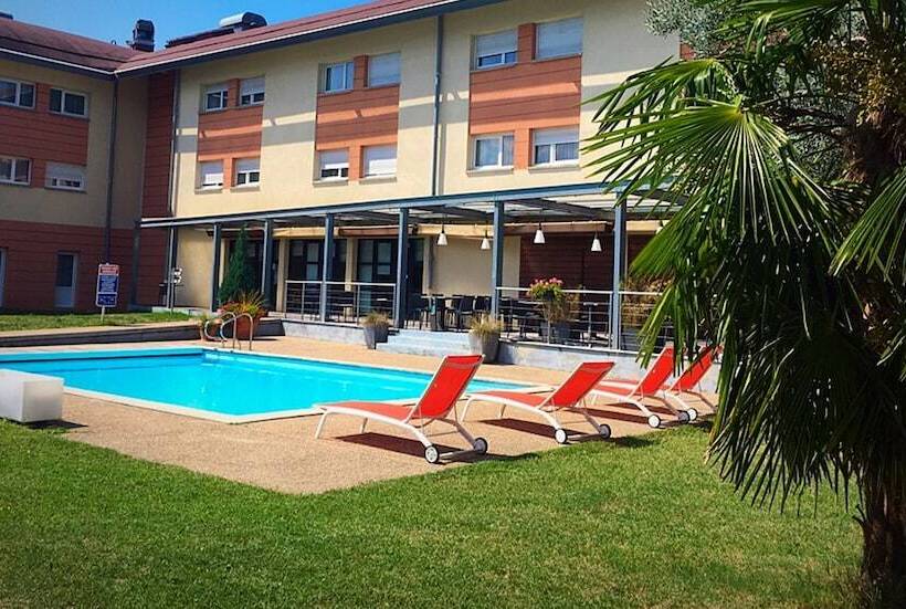 ホテル Le Domaine Des Fontaines   Hôtel & Petit Déjeuner