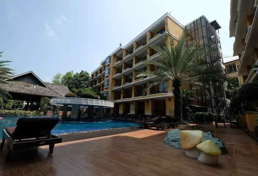 בית מלון כפרי Lk Mantra Pura Resort