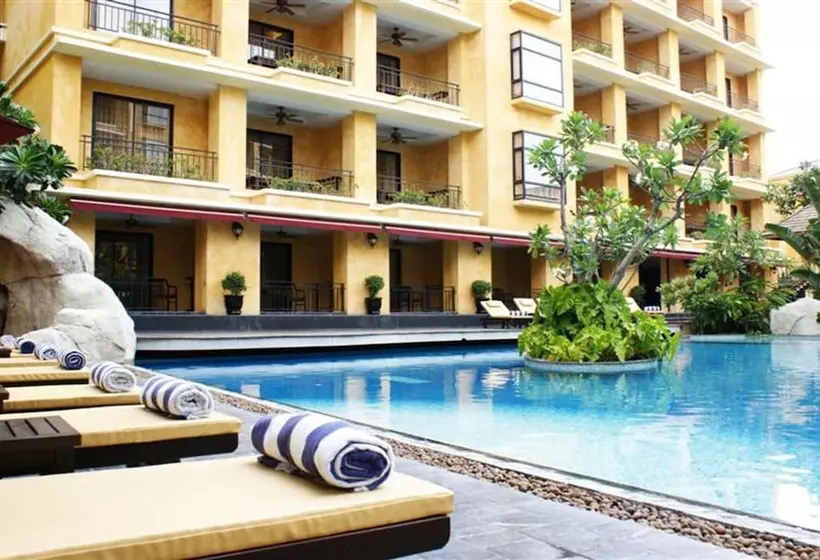 בית מלון כפרי Lk Mantra Pura Resort