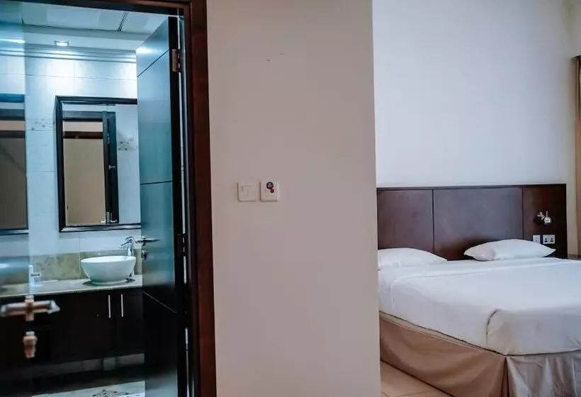 هتل Mena Apart