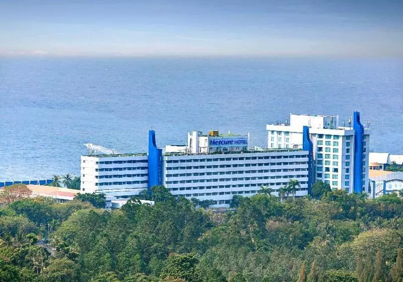 Отель Mercure Convention Center Ancol