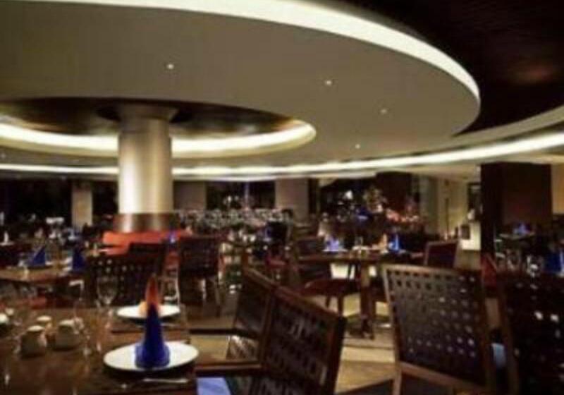 فندق Mercure Convention Center Ancol