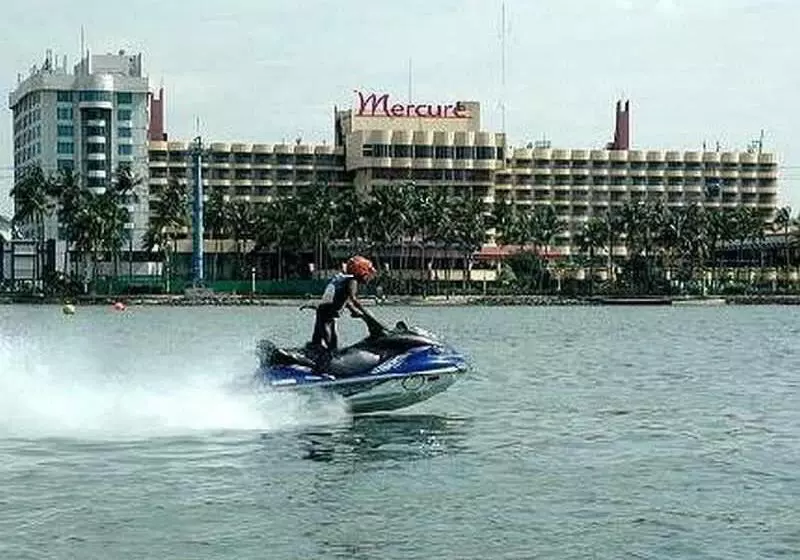 Отель Mercure Convention Center Ancol