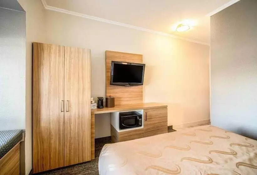 ホテル Quality Inn Chandler I10