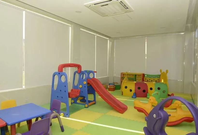 Royal Beach Hotel & Resort