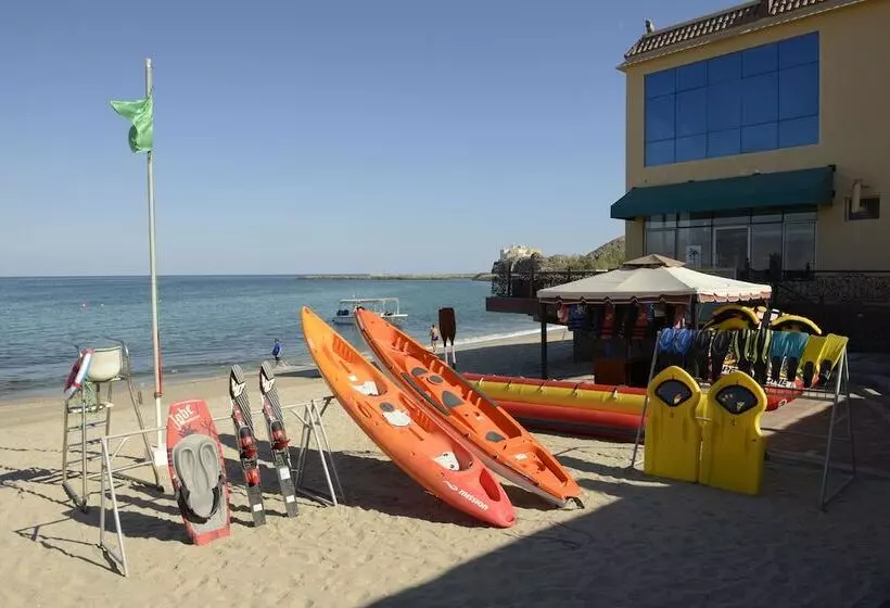 Royal Beach Hotel & Resort